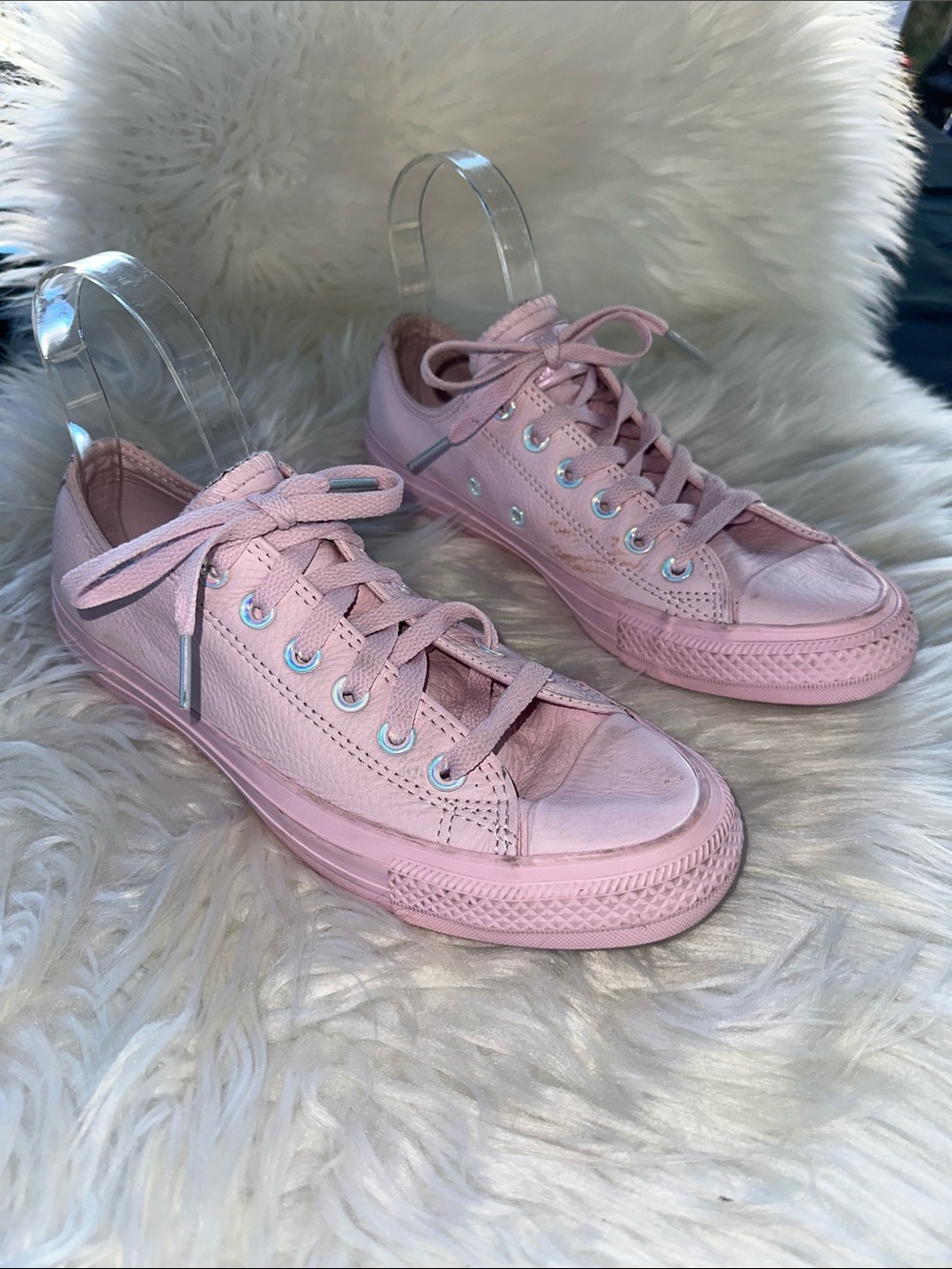 All Star Converse Women's Leather Pink Low-Top Lace-Up Sneakers